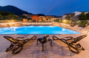  Dolce Vita Relais  Сала Консилина